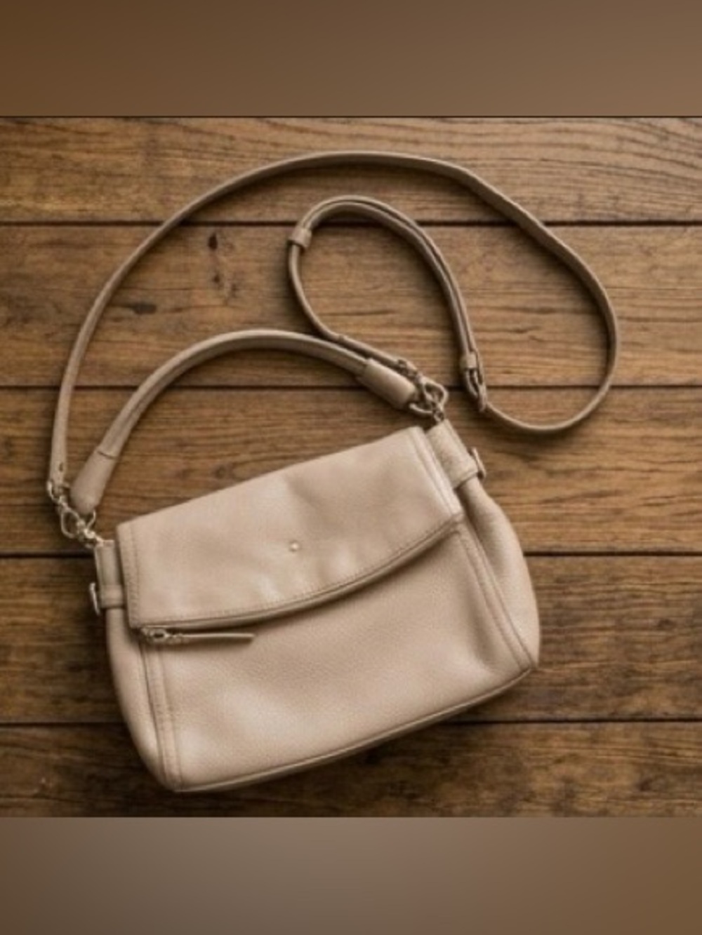 Kate Spade Women’s Crossbody Bag Beige Pebbled Leather Small Quiet Luxury